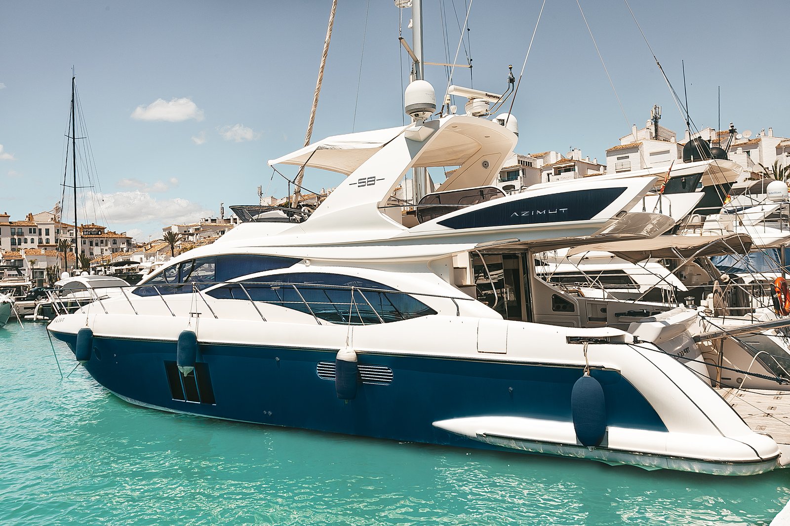 Azimut 58 